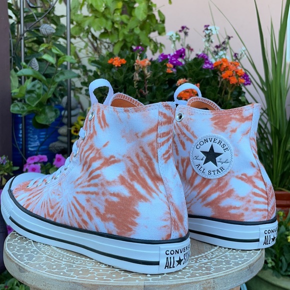 New Orange Sunburst Tie Dye Converse Hi Tops Sz 11 - Picture 3 of 15